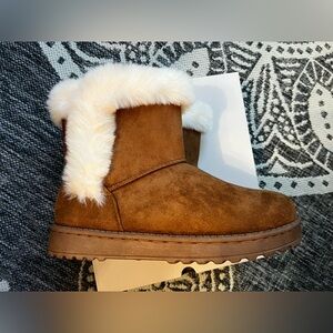 SO Paulina Faux-Fur Boots